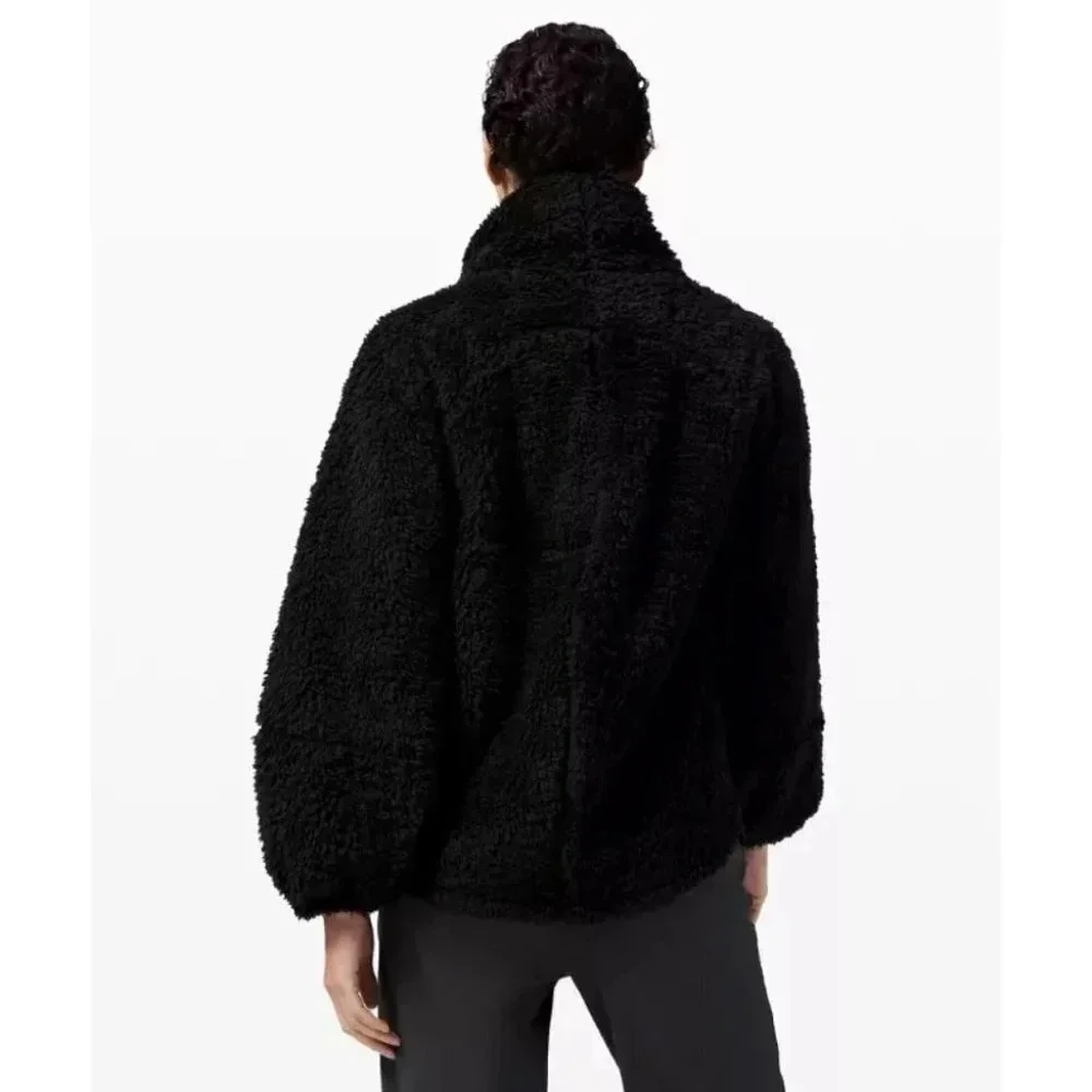 LULULEMON | WARM SHERPA PULLOVER IN BLACK